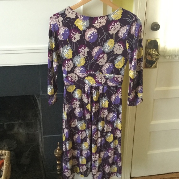 Boden Twist Front Jersey Dress Floral Purple - Sz 8R US, 12R UK - Picture 4 of 11